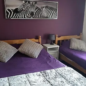 Hathway House ** Redhill (Somerset)